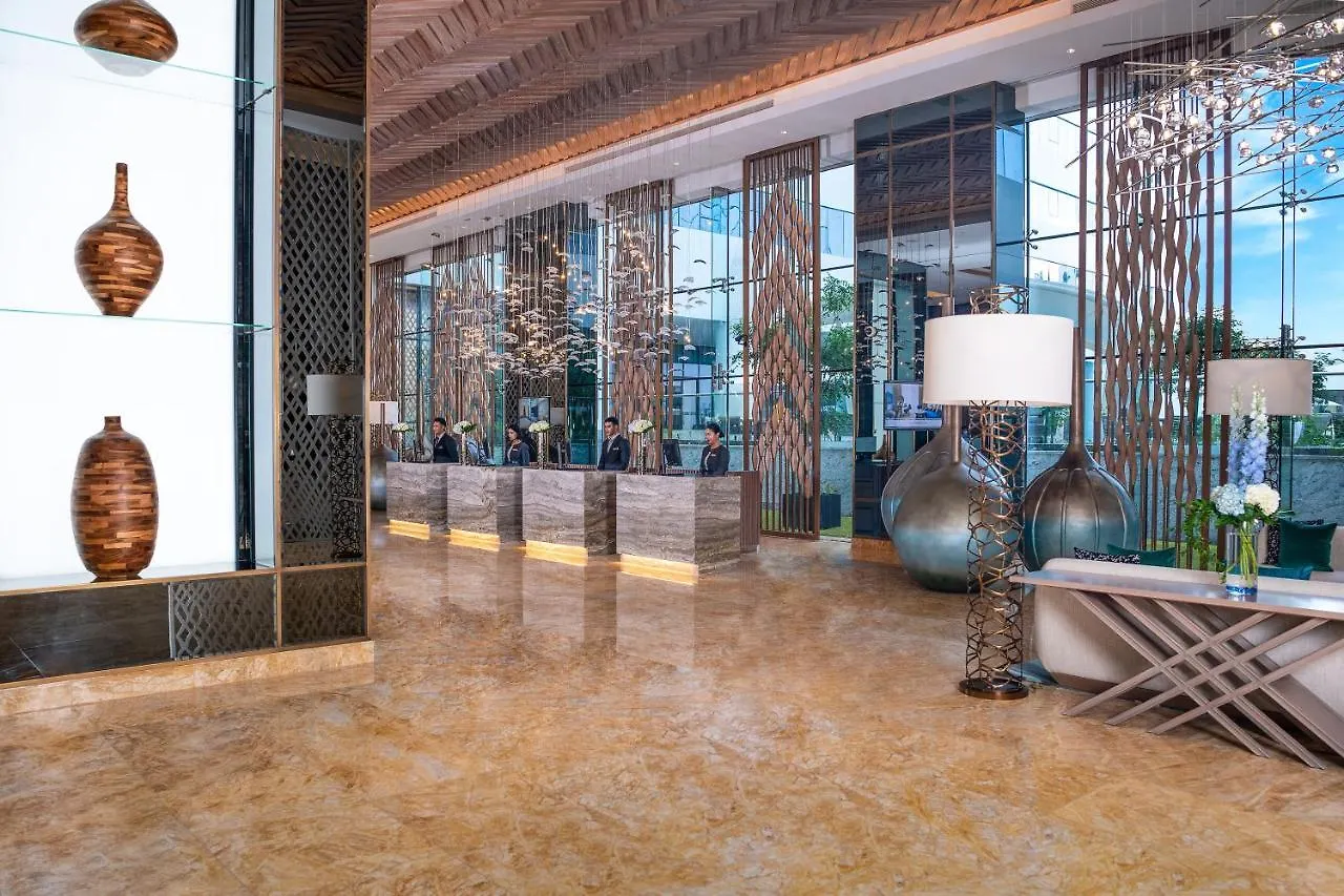 Al Jaddaf Rotana Suite Hotel Dubai