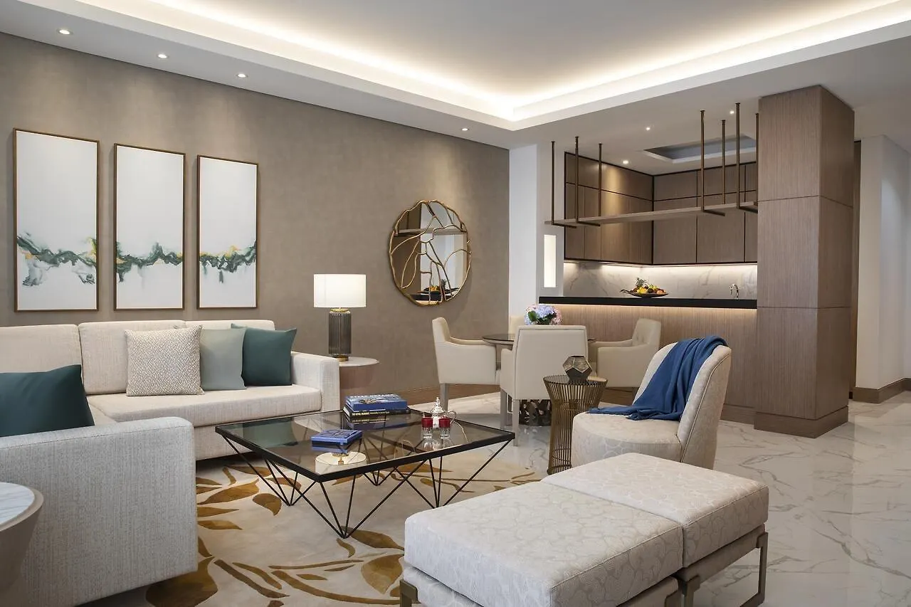 Al Jaddaf Rotana Suite Hotel Dubái